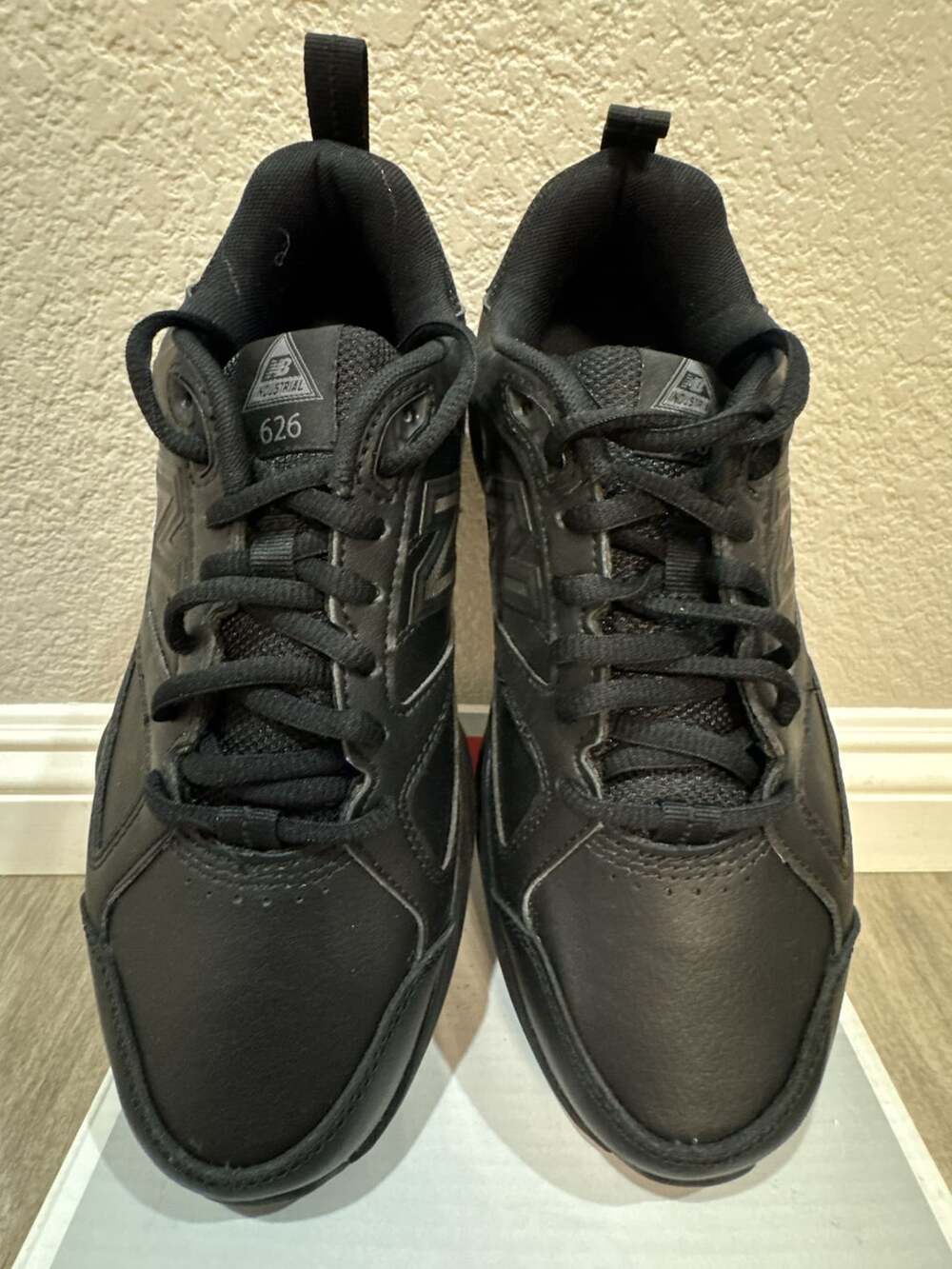 New Balance Industrial 626 Size 7 Wide Black Leather Slip Resistant Shoes